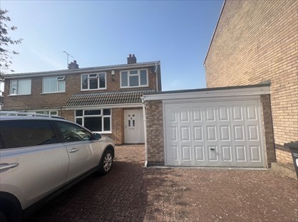 3 Bed Semi-Detached House, Windrush Drive, LE2