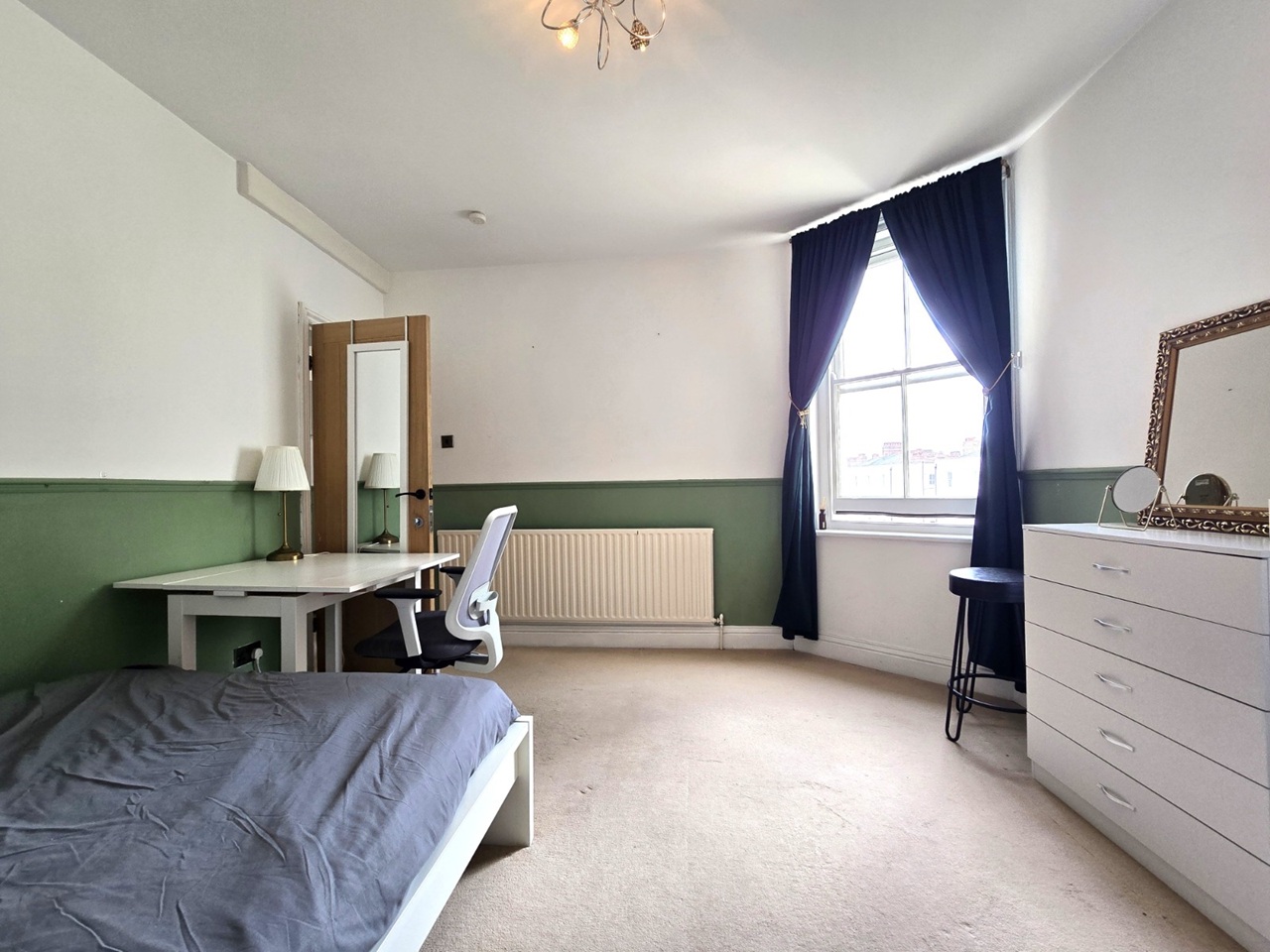 2 Bed Flat, Heber Mansions, W14 photo 4