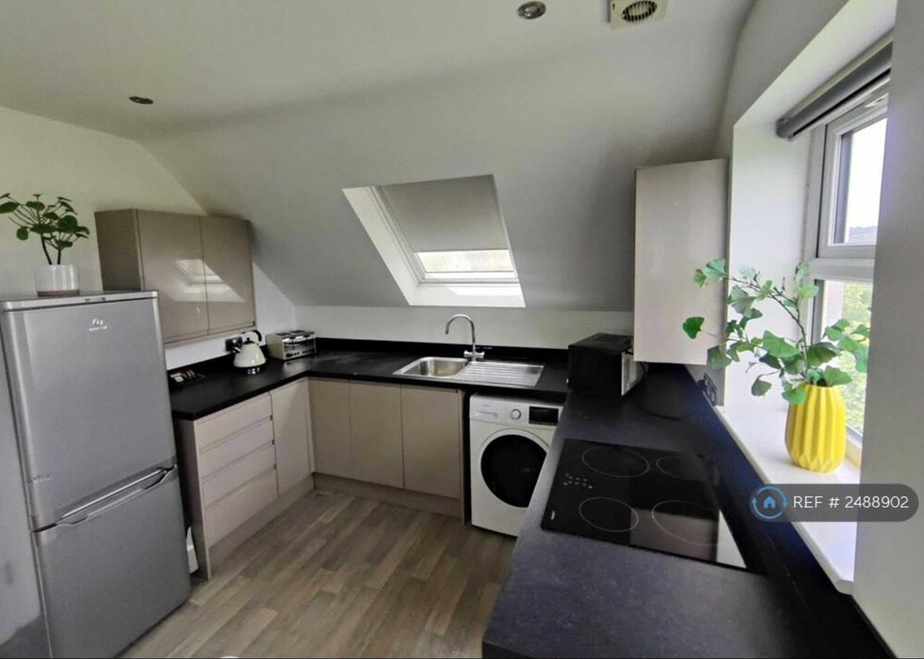 1 Bed Flat, Langsett Road, S6