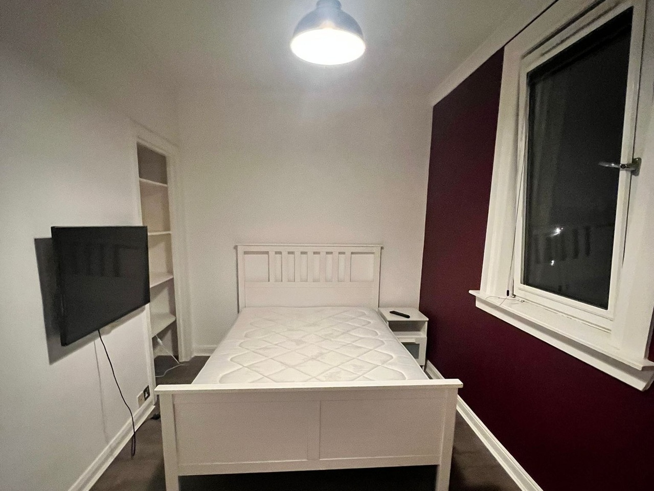 2 Bed Flat, Parkhead Loan, EH11 photo 4