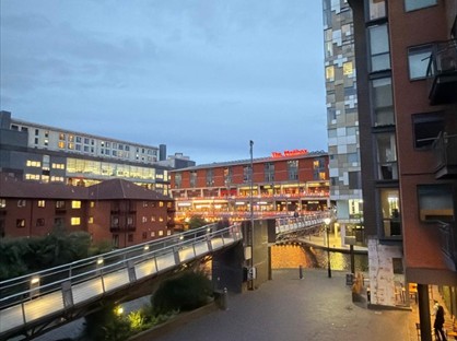 2 Bed Flat, Canal Wharf, B1