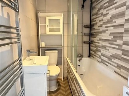 1 Bed Flat, Croydon Road, SE20
