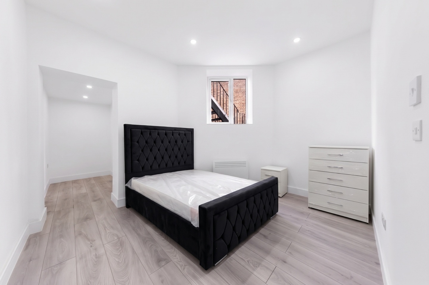 3 Bed Flat, Amhurst Road, E8 photo 4