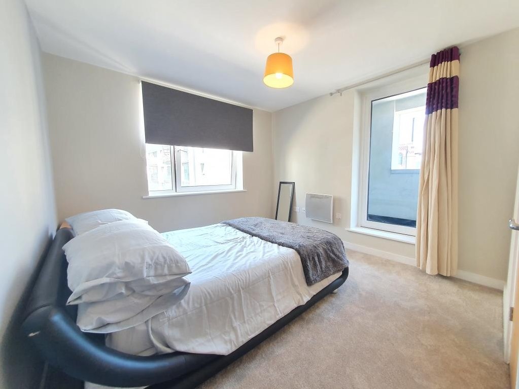 3 Bed Flat, Fleet Street, BN1 photo 5