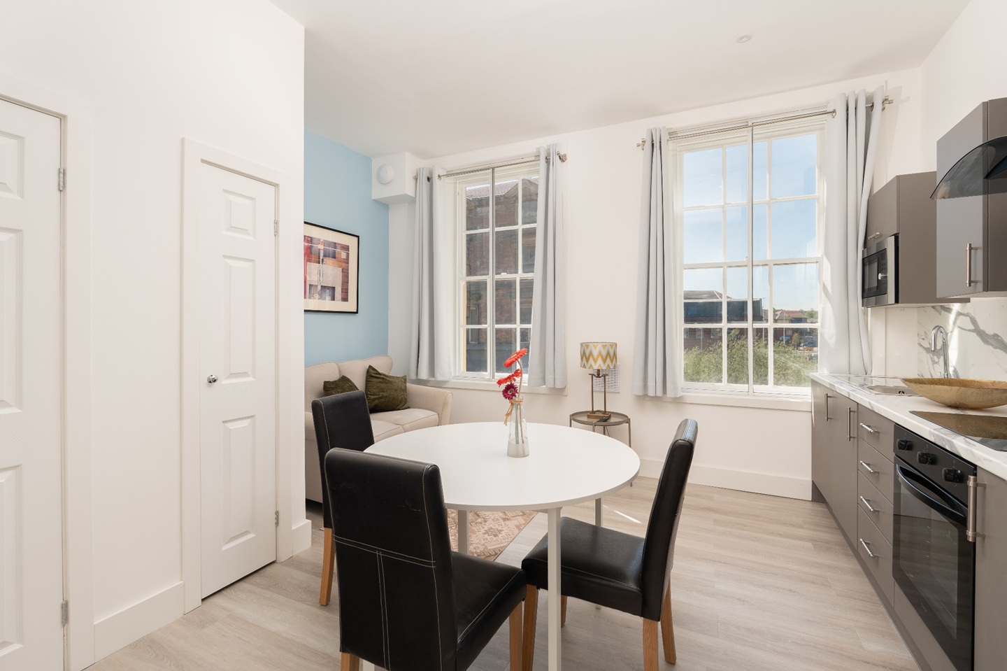 1 Bed Flat, Argyle St, CH41