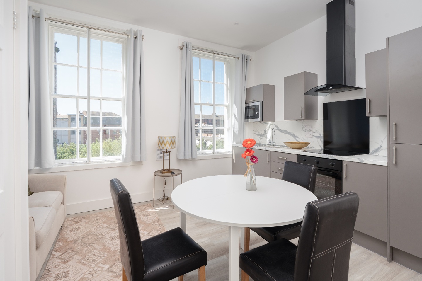 1 Bed Flat, Argyle St, CH41 photo 2
