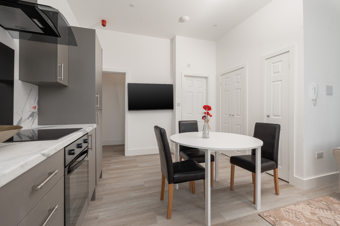 1 Bed Flat, Argyle St, CH41 photo 4