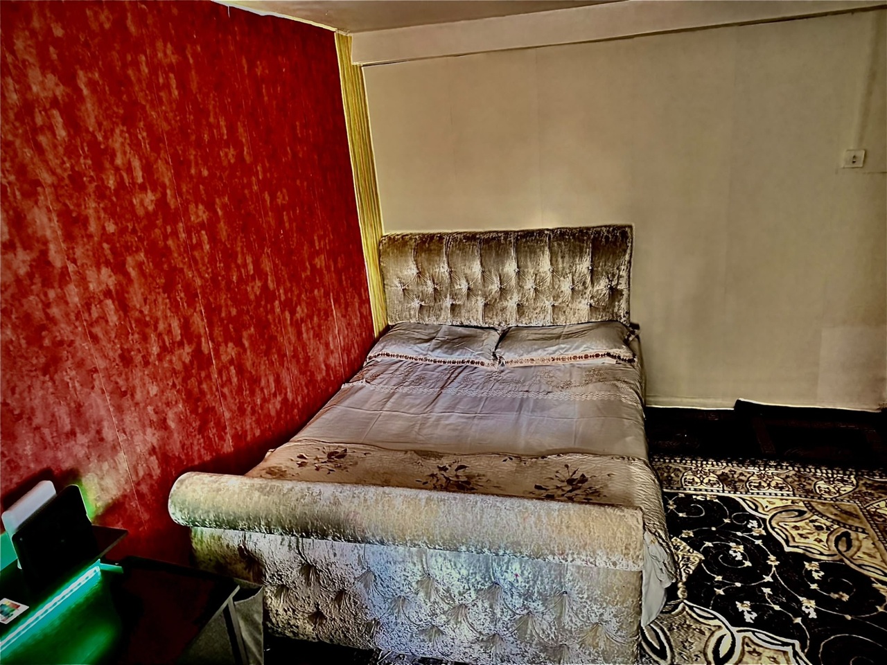 Room in a Shared House, Essendon Walk, B8 photo 4