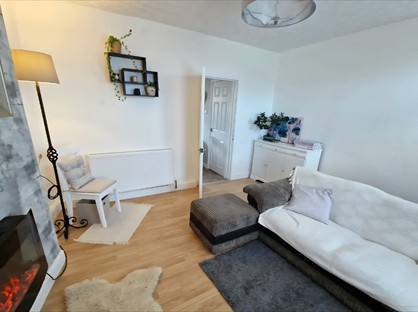 3 Bed End Terrace, Well Lane, S60