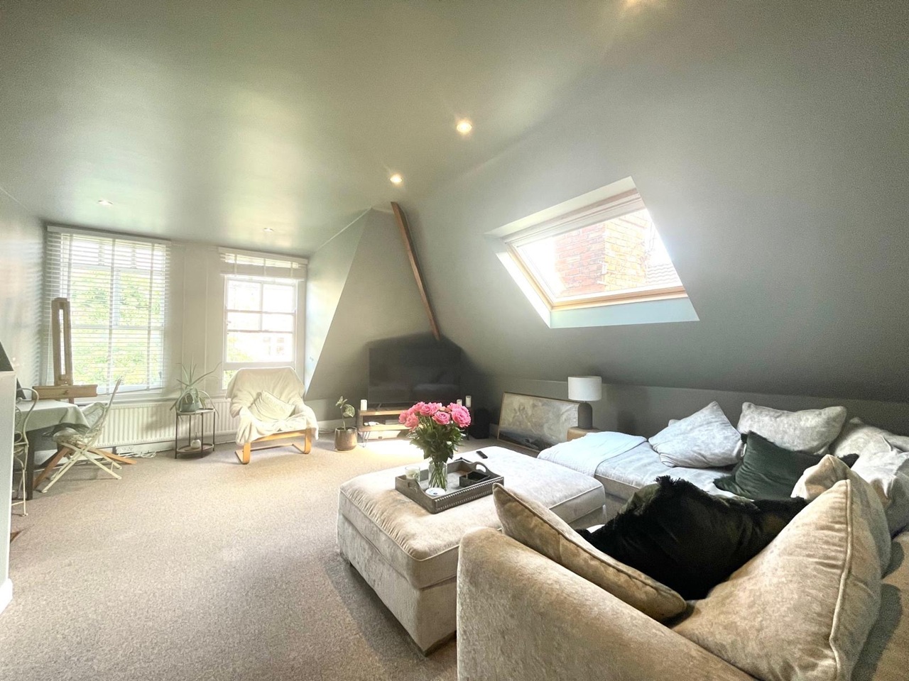 2 Bed Flat, Whatley Road, BS8