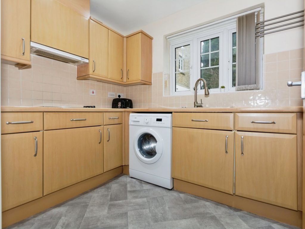 Room in a Shared Flat, Union Place, B29 photo 4