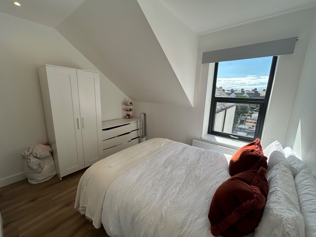 1 Bed Flat, Ninian Road, CF23 photo 3