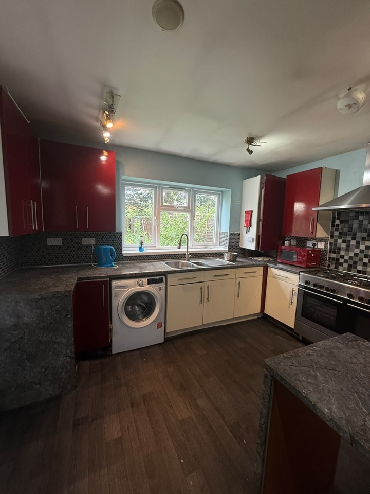 Room in a Shared House, Romilly Avenue, B20 photo 3