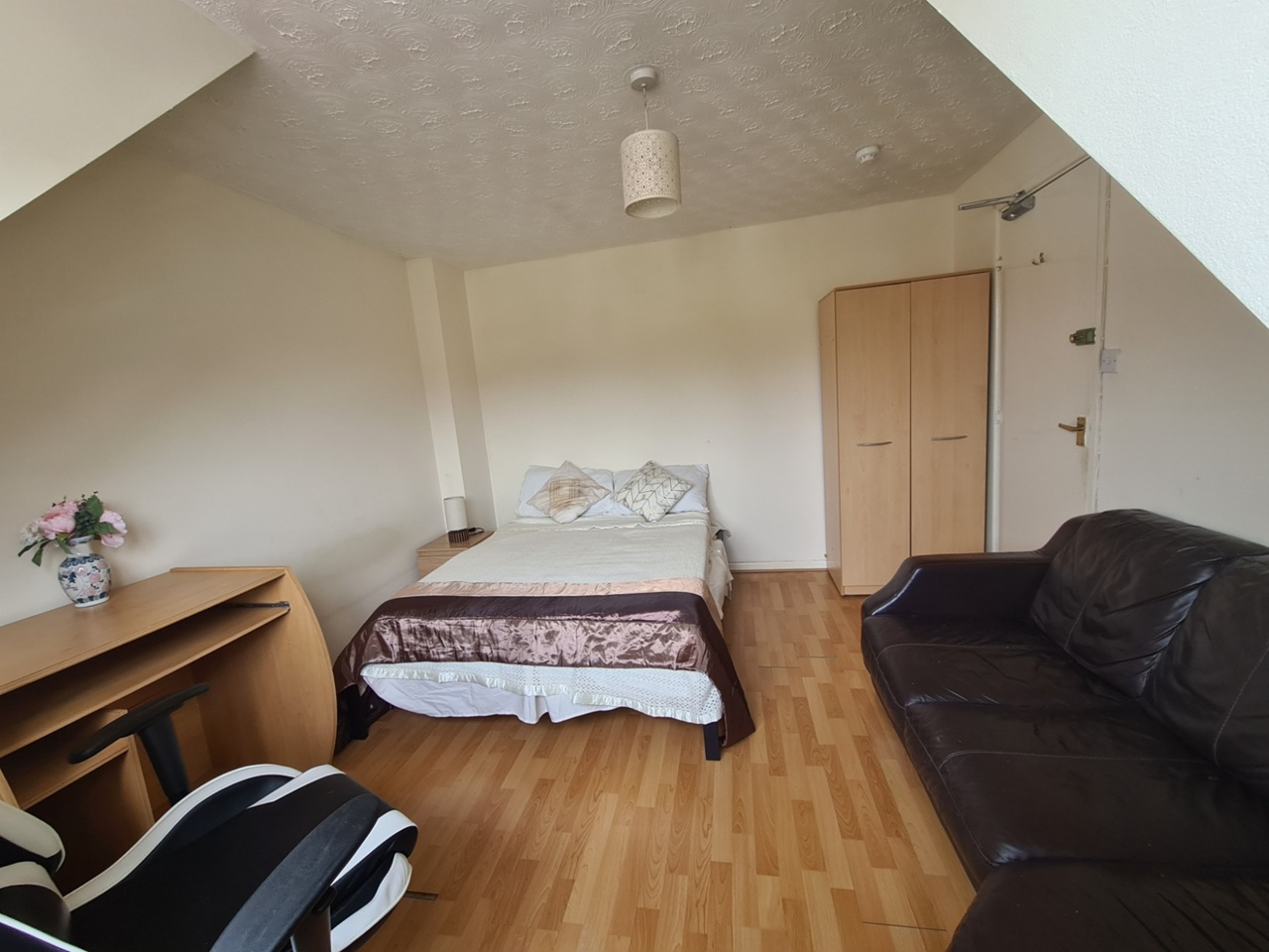 Room in a Shared House, Mariner Avenue, B16