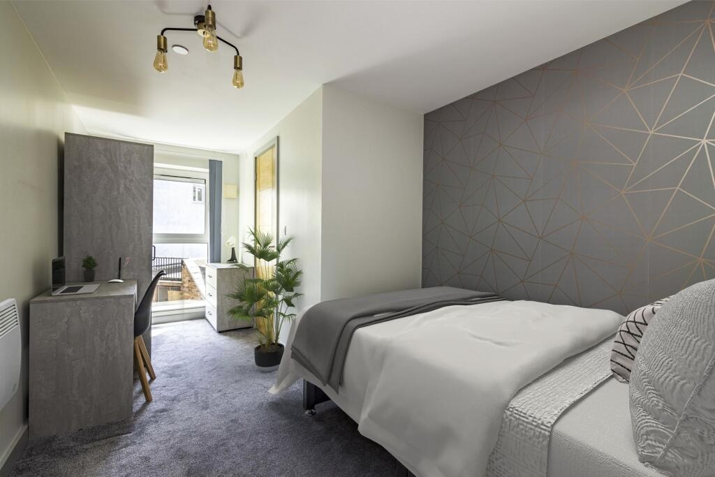 Room in a Shared Flat, Halifax Place, NG1