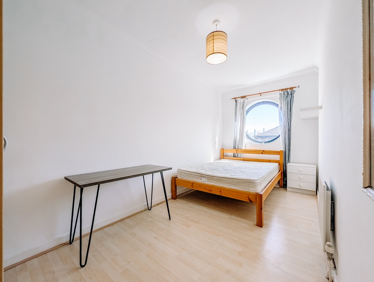 2 Bed Flat, Back Church Lane, E1 photo 4