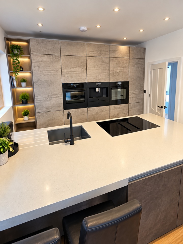 2 Bed Flat, Kersal Road, M25