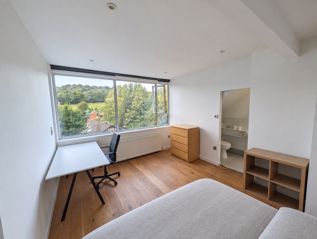 Room in a Shared House, Meanwood Road, LS7