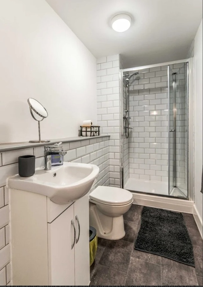 Studio Flat, Prescot Road, L13 photo 3