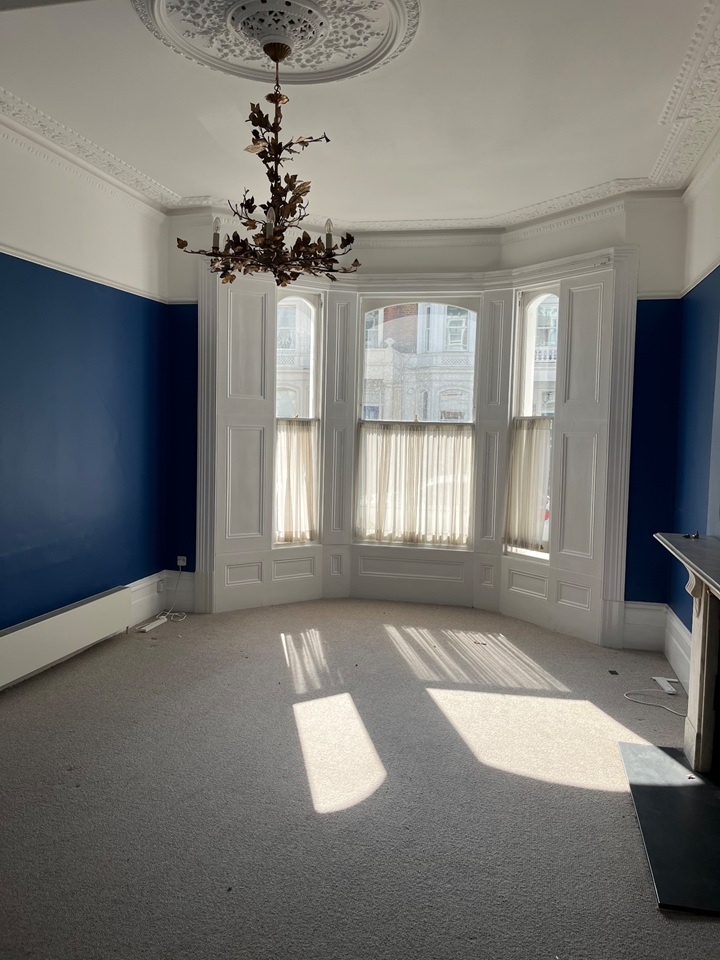 2 Bed Flat, Ground Floor, W14 photo 3