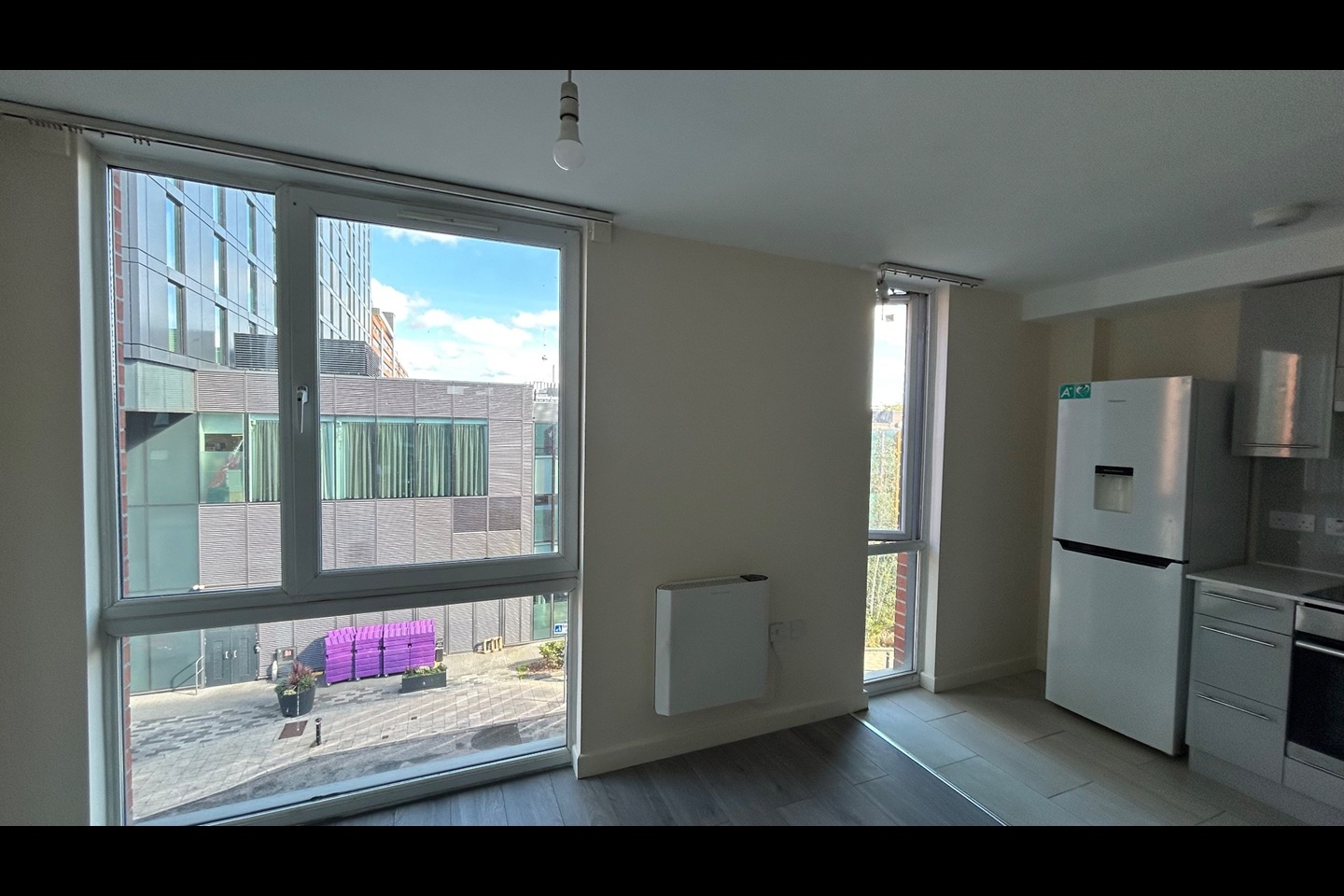 3 Bed Flat, Higher Cambridge Street, M15 photo 2