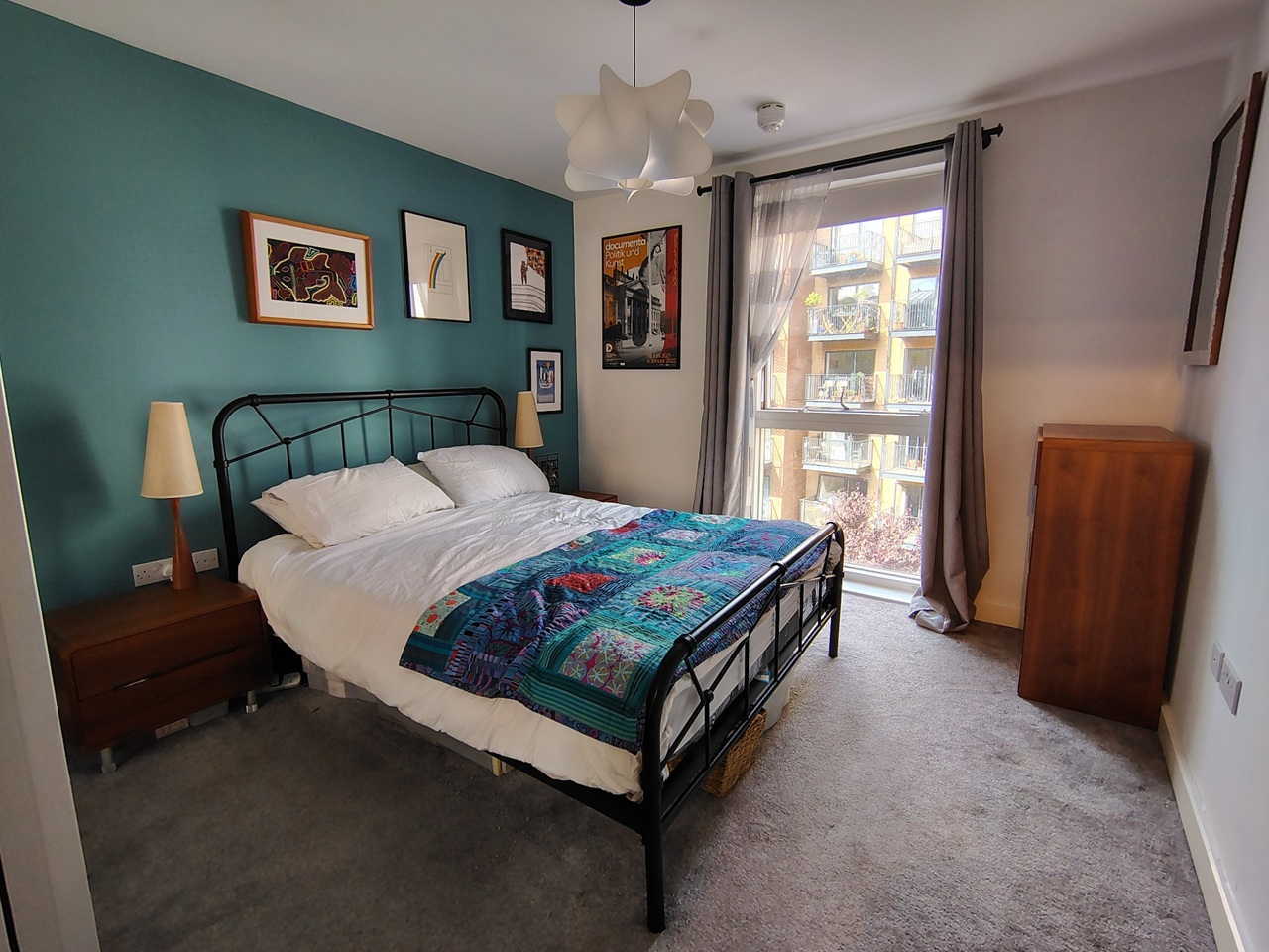 2 Bed Flat, Milles Square, SW9 photo 3