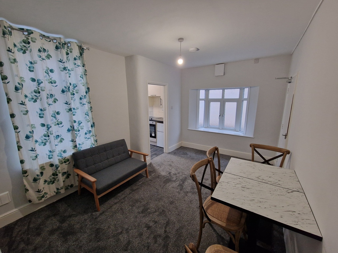 1 Bed Flat, Burton Road, DE1 photo 4