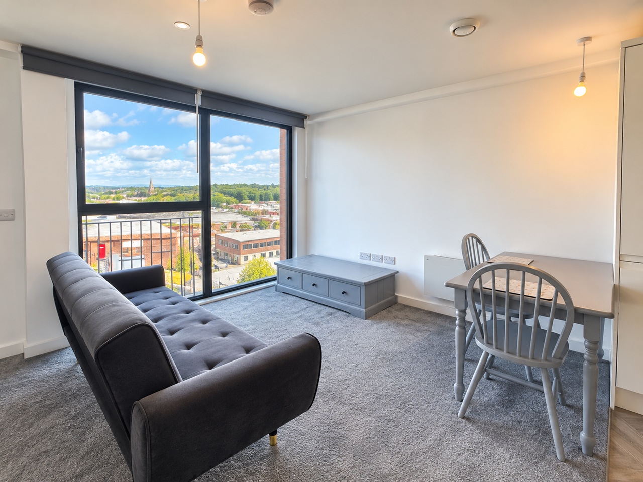 Studio Flat, Ford Lane, M6 photo 2
