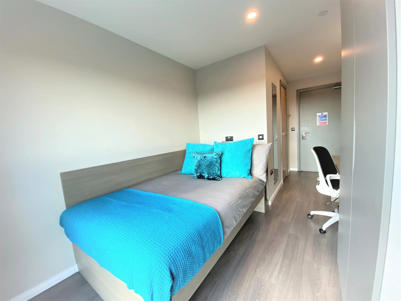 Room in a Shared Flat, Nelson St, BT15 photo 2
