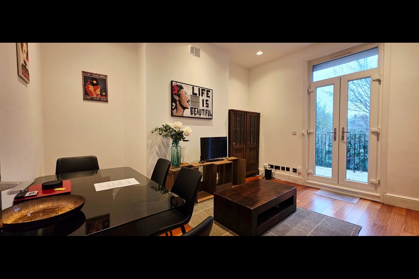 2 Bed Flat, Tufnell Park Road, N7 photo 2