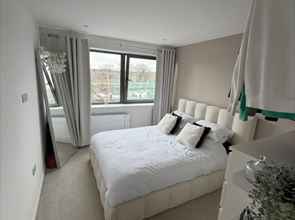 2 Bed Flat, Hubert Road, CM14