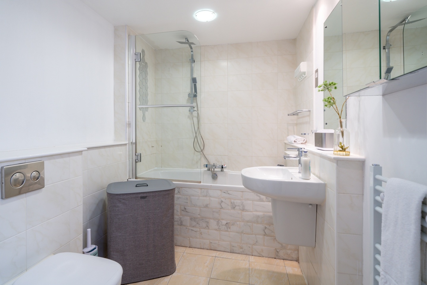 1 Bed Flat, Jubilee Mansions, W14 photo 4