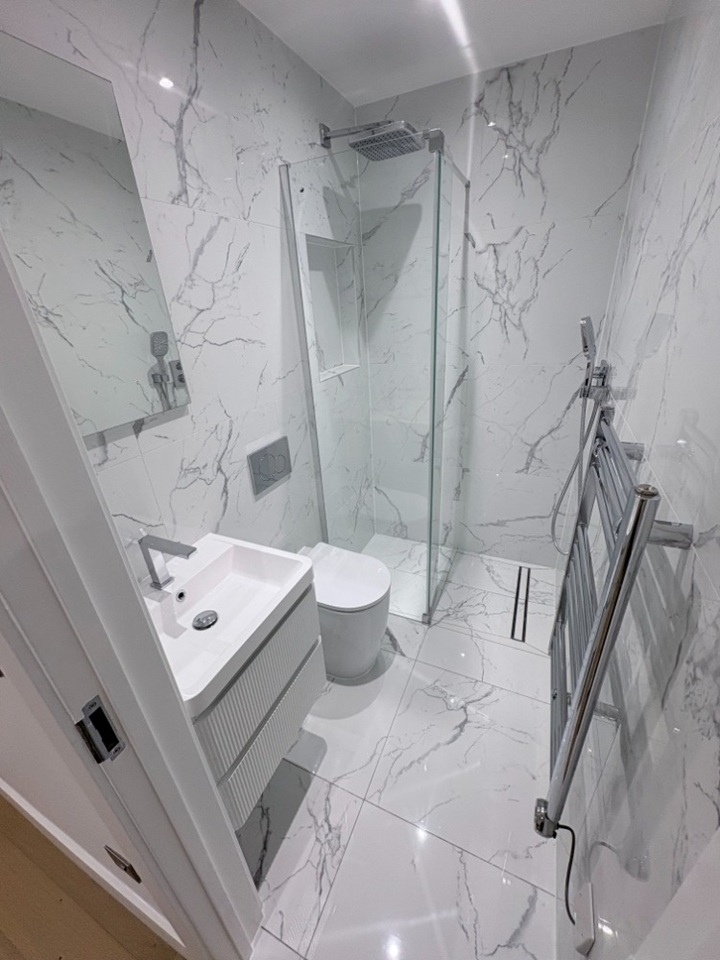 2 Bed Flat, Royal College St, NW1 photo 3