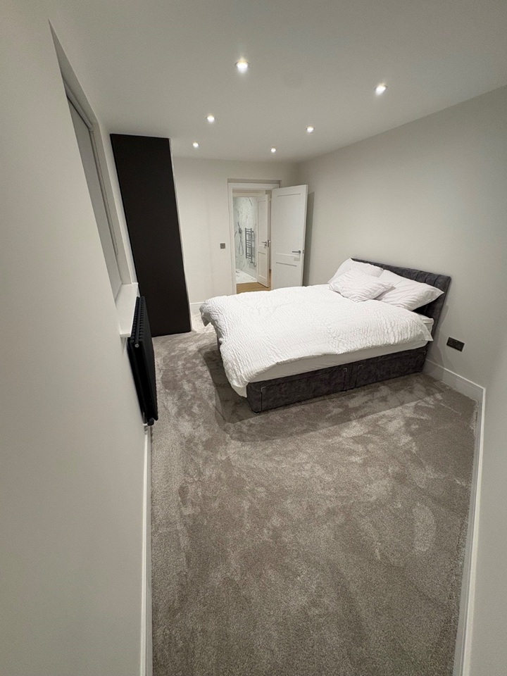 2 Bed Flat, Royal College St, NW1