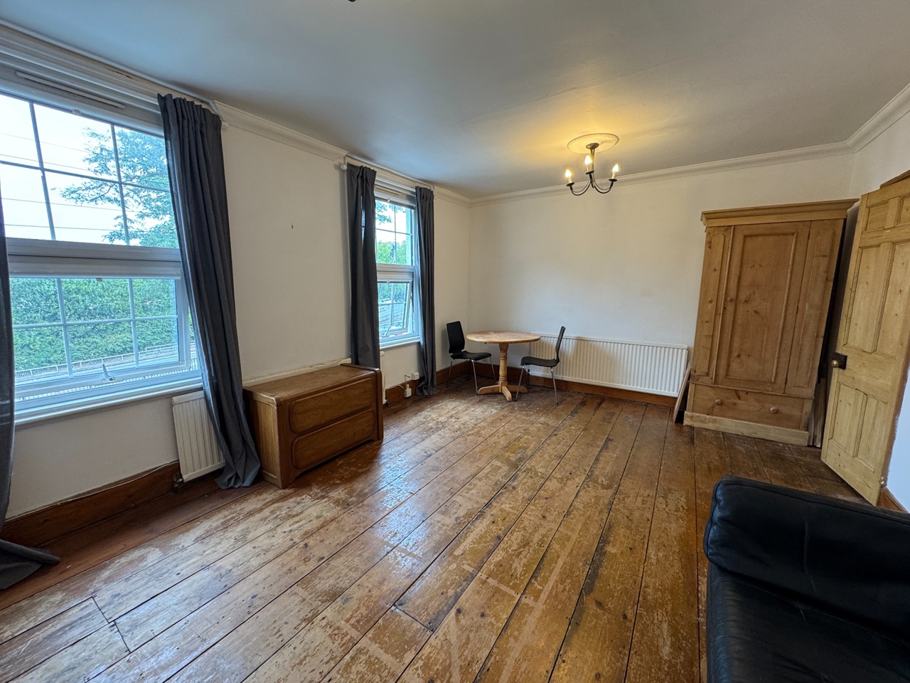 2 Bed Maisonette, Howard St, RG1 photo 3