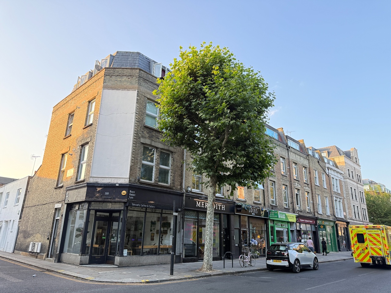2 Bed Flat, Earls Court, SW5