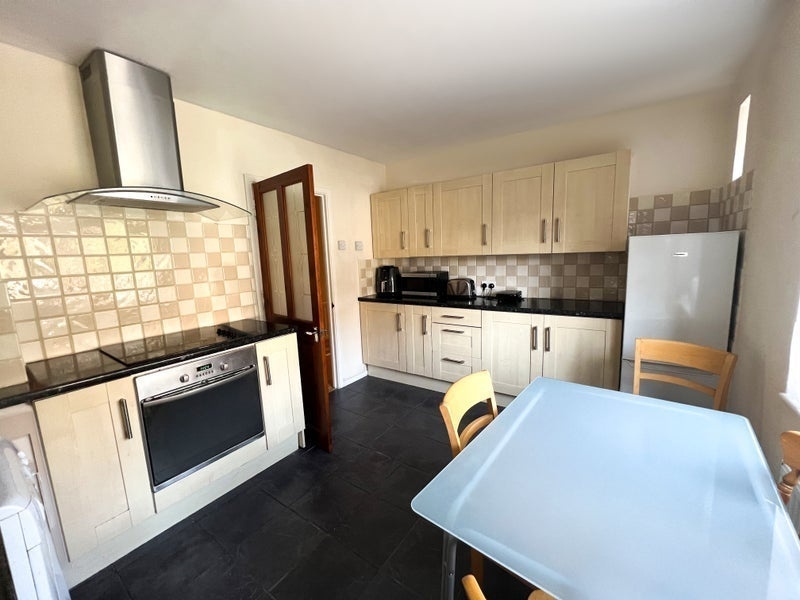 Room in a Shared Flat, Greener House, SW4 photo 4