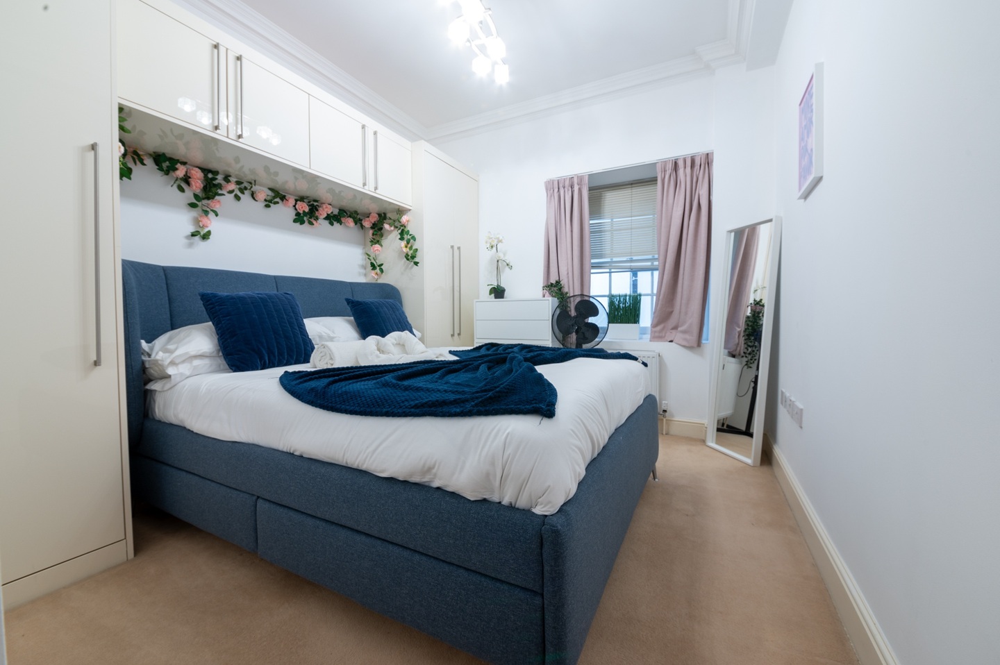 1 Bed Flat, Guilford St, WC1N photo 2