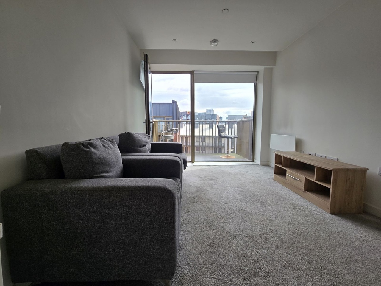 2 Bed Flat, Block B, M5 photo 2