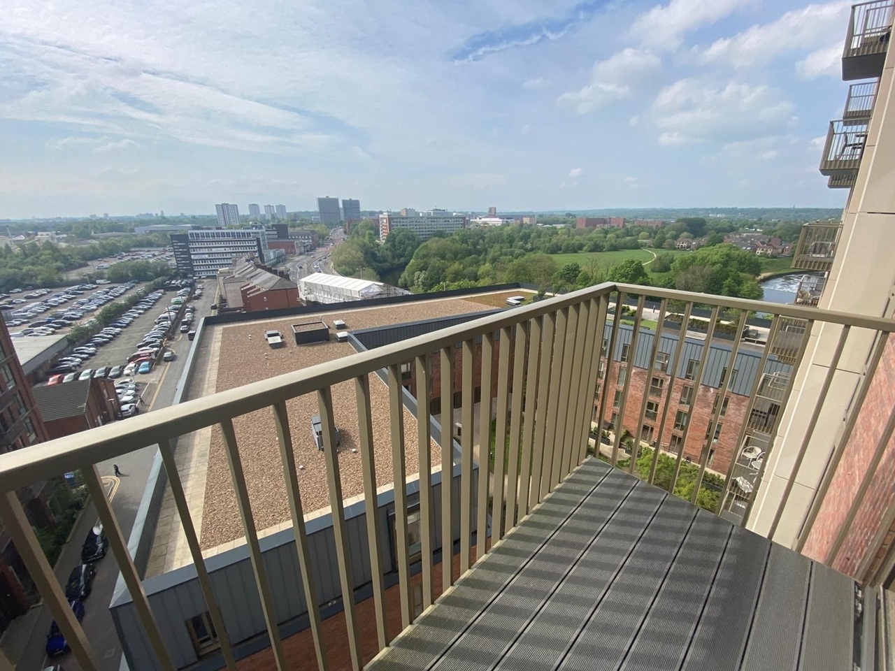 1 Bed Flat, Block B, M5 photo 2