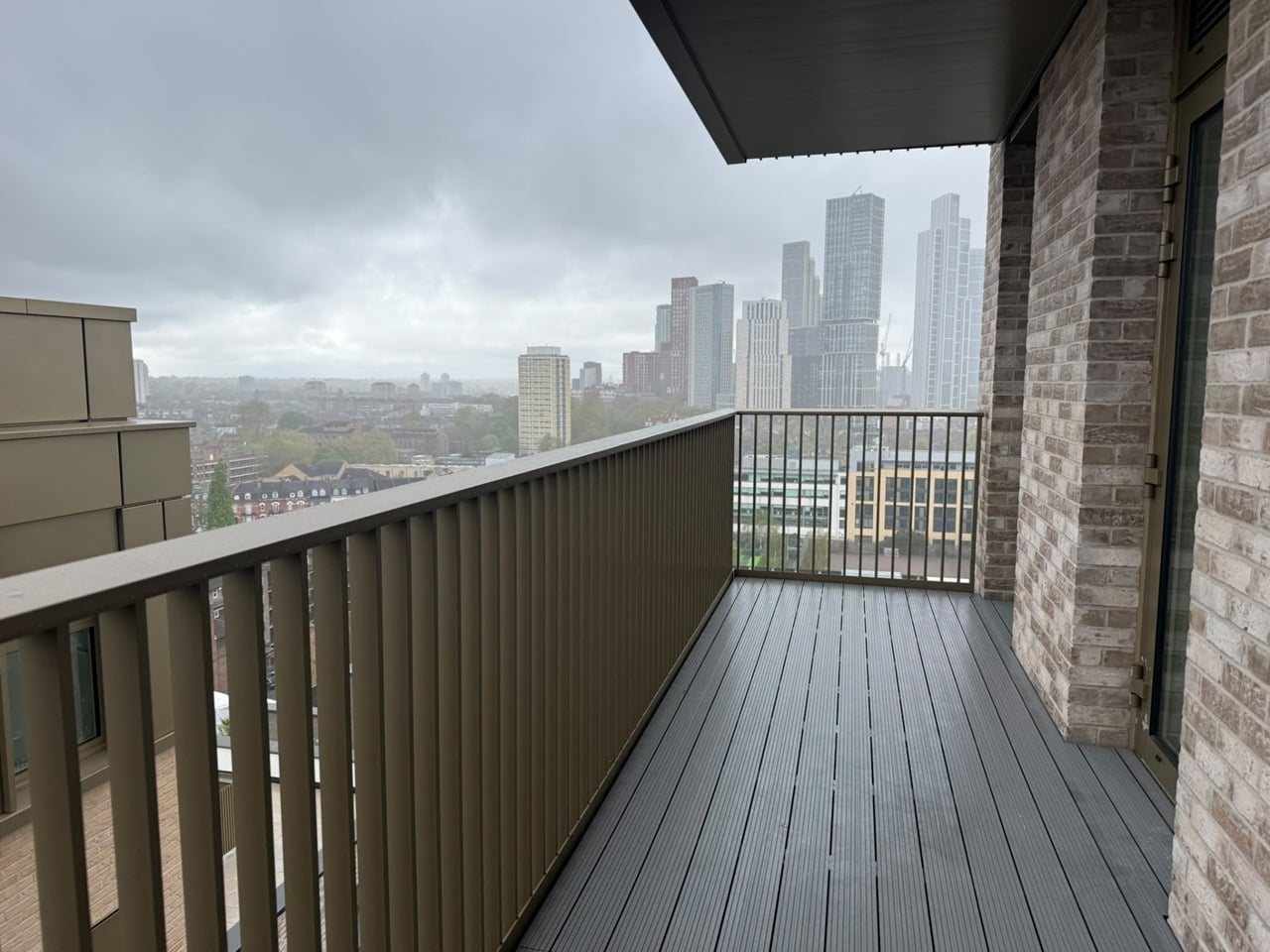 2 Bed Flat, Gasholder Place, SE11 photo 4