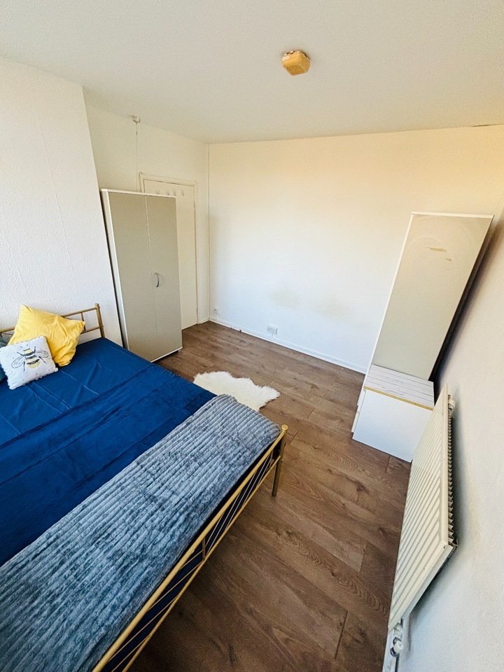 Room in a Shared Flat, Stunning Double Room In Maida Vale/P, W9