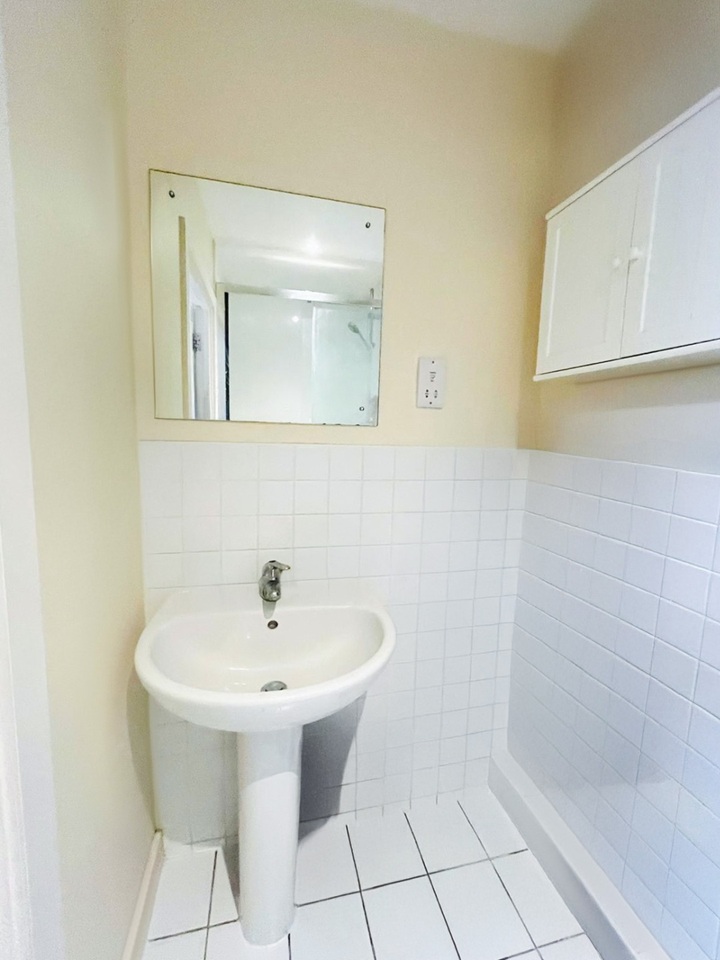 Room in a Shared Flat, Massive Double Room In Vauxhall/Nine, SW8 photo 4
