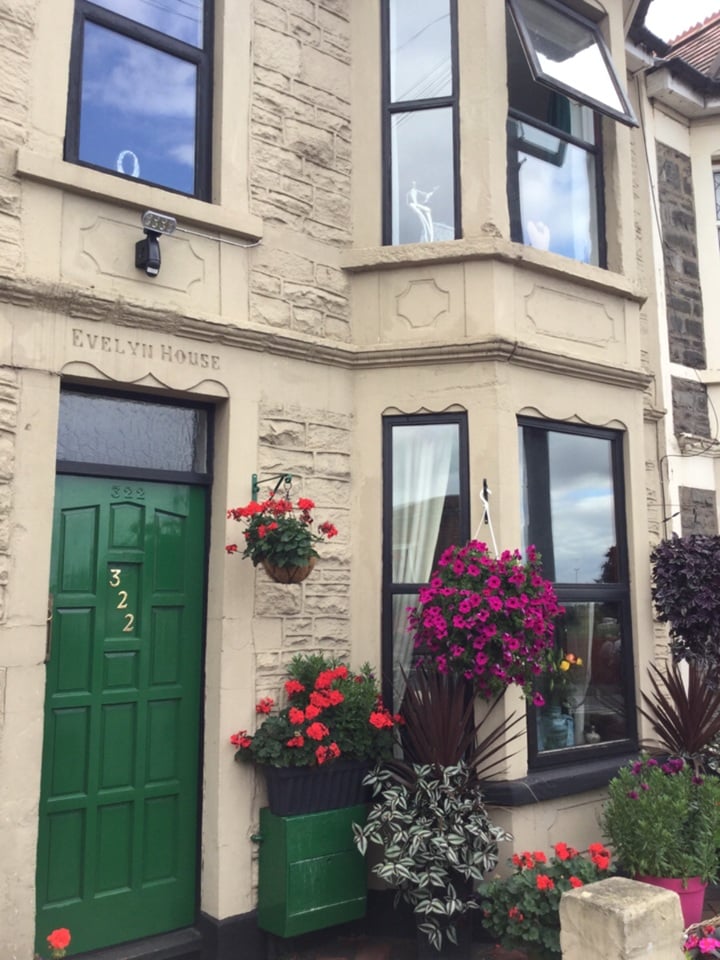 2 Bed Terraced House, Whitehall Road, BS5