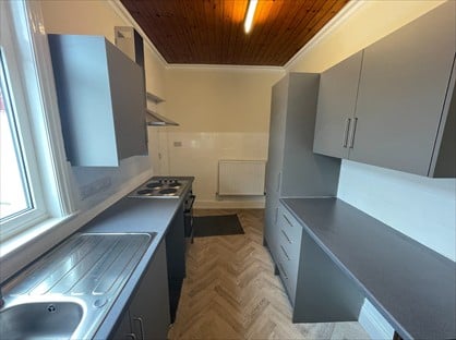 2 Bed Terraced House, Barningham Street, DL3