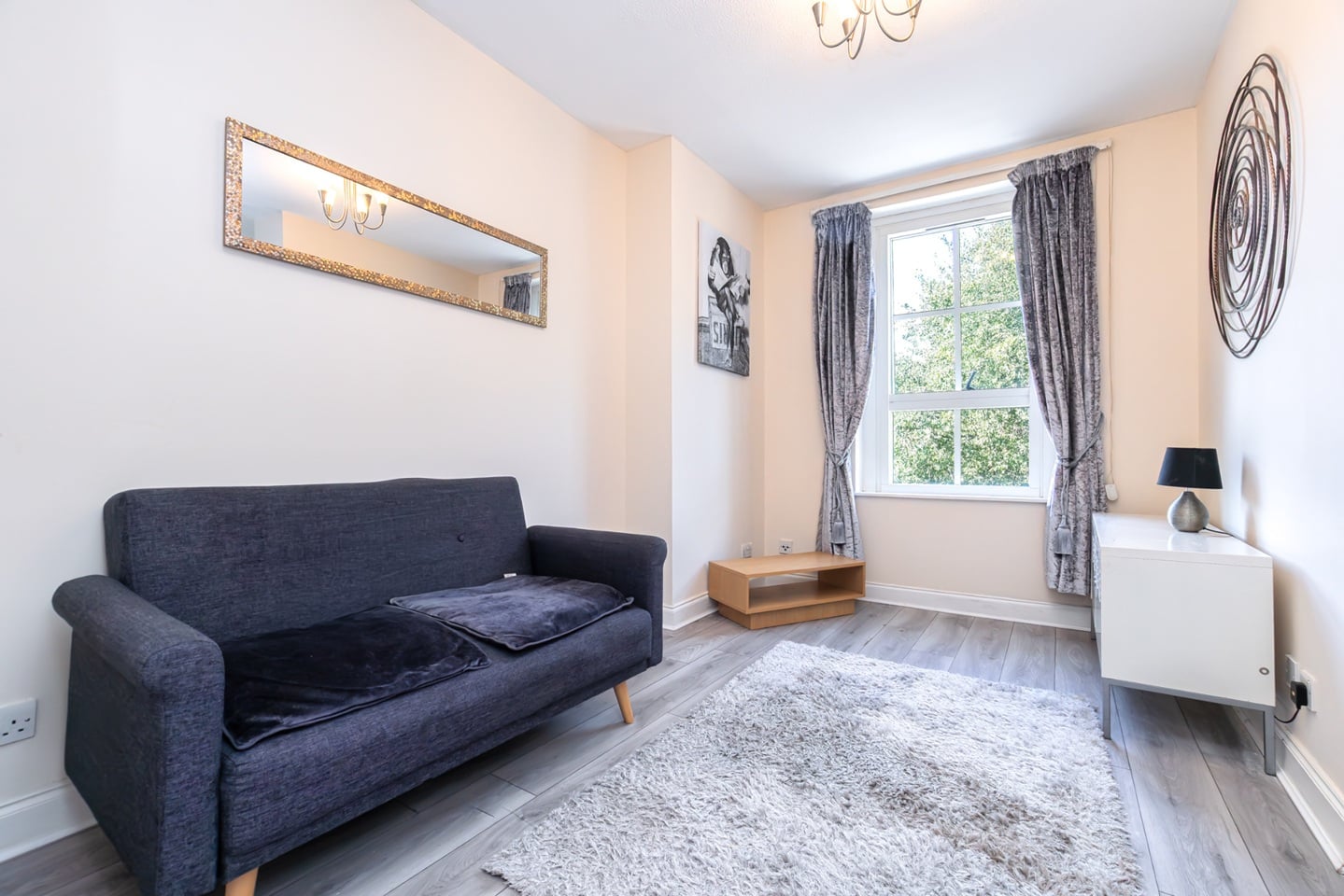 1 Bed Flat, Wilmot St, E2 photo 2