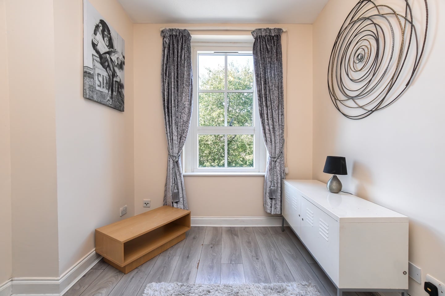 1 Bed Flat, Wilmot St, E2 photo 3