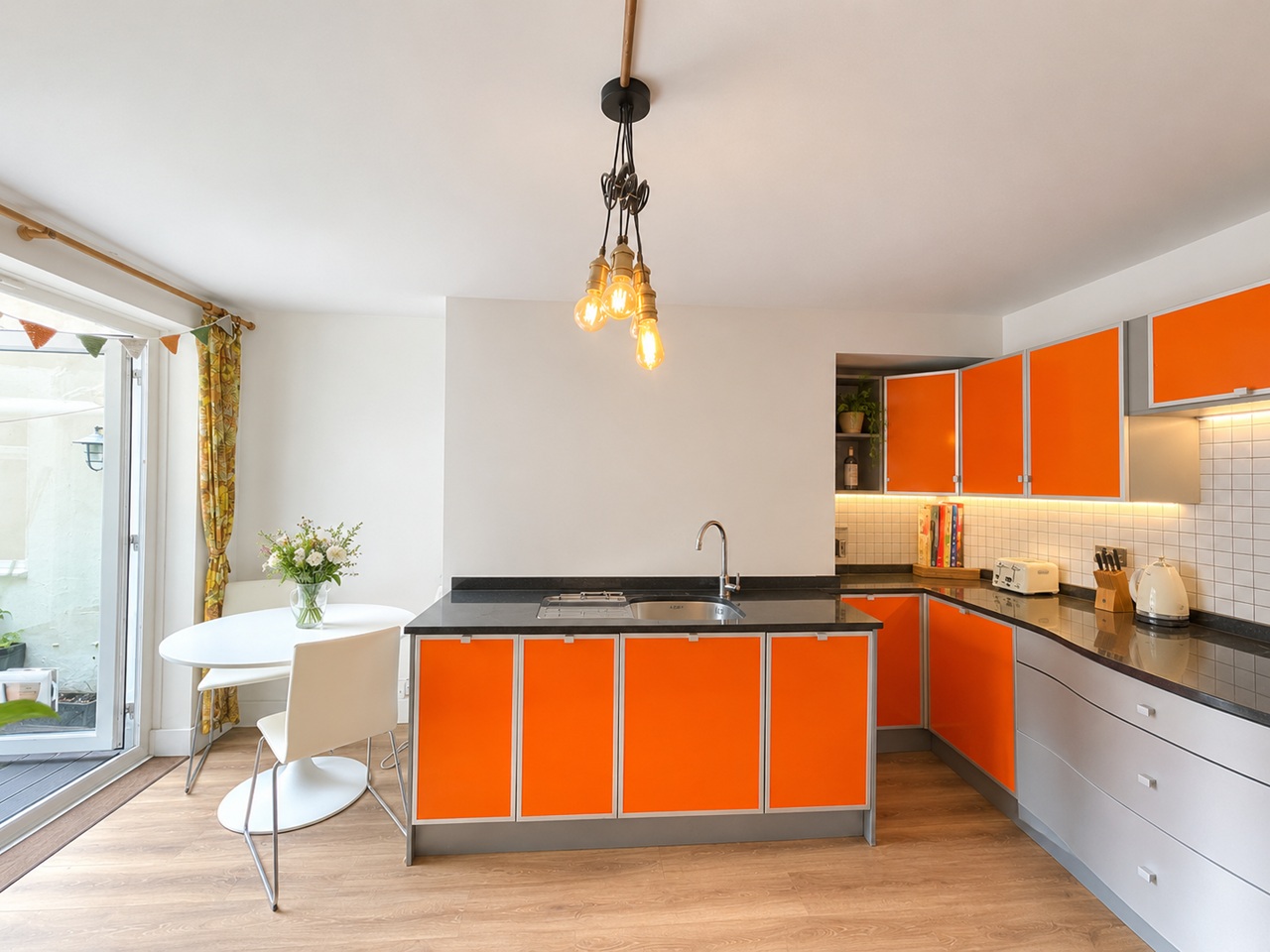 2 Bed Flat, Lansdowne Place, BN3 photo 4