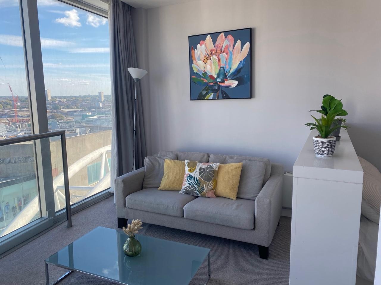Studio Flat, The Rotunda, B2