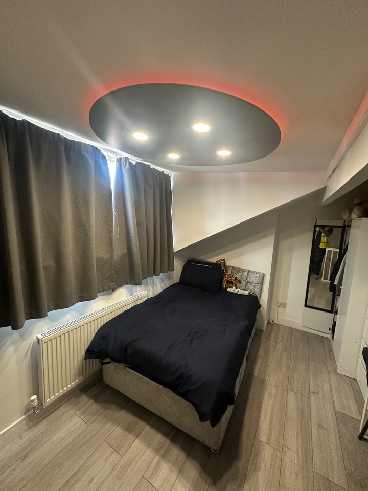 2 Bed Terraced House, Glossop St, LS6
